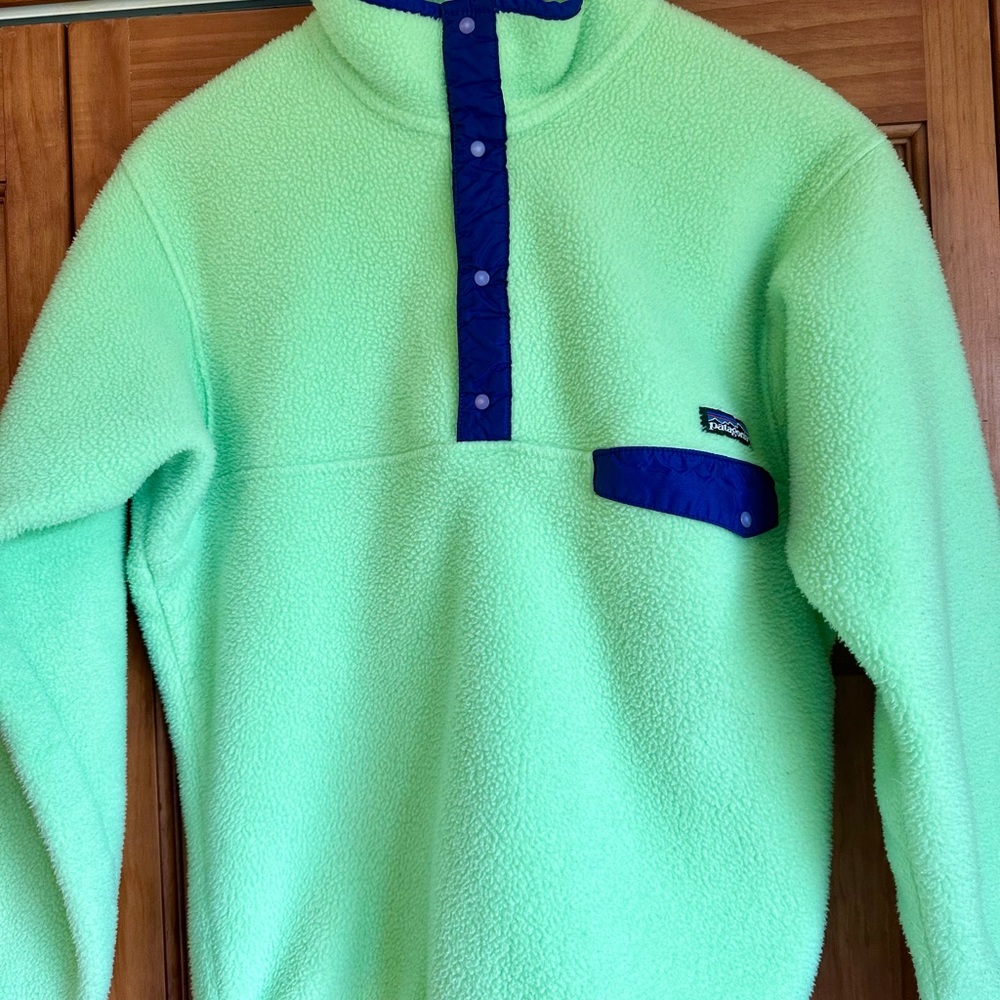 Patagonia lime Green Fleece Pullover